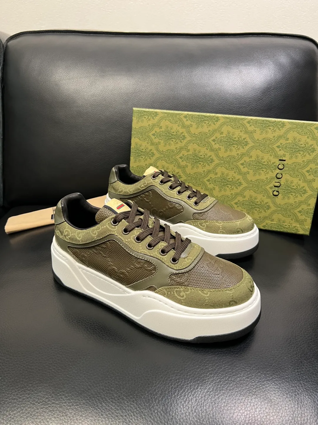 Men's shoes 💰840 Gucci high quality top crafts Gucci counter new original factory configuration, imported cowhide fabric from Italy, imported cowhide lining, breathable and comfortable, sole: original factory special supply original sole super comfortable, original factory and single goods, welcome to compare, code number 38-44 (customized 45 46)